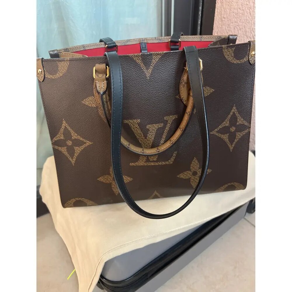 Louis Vuitton OnTheGo MM Monogram Tote Bag New